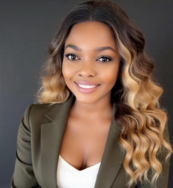 Portrait of Victoria Hayfron-Benjamin, Associate.